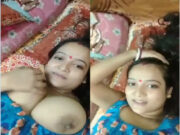 Sexy Desi Bhabhi Shows Boobs and Pussy